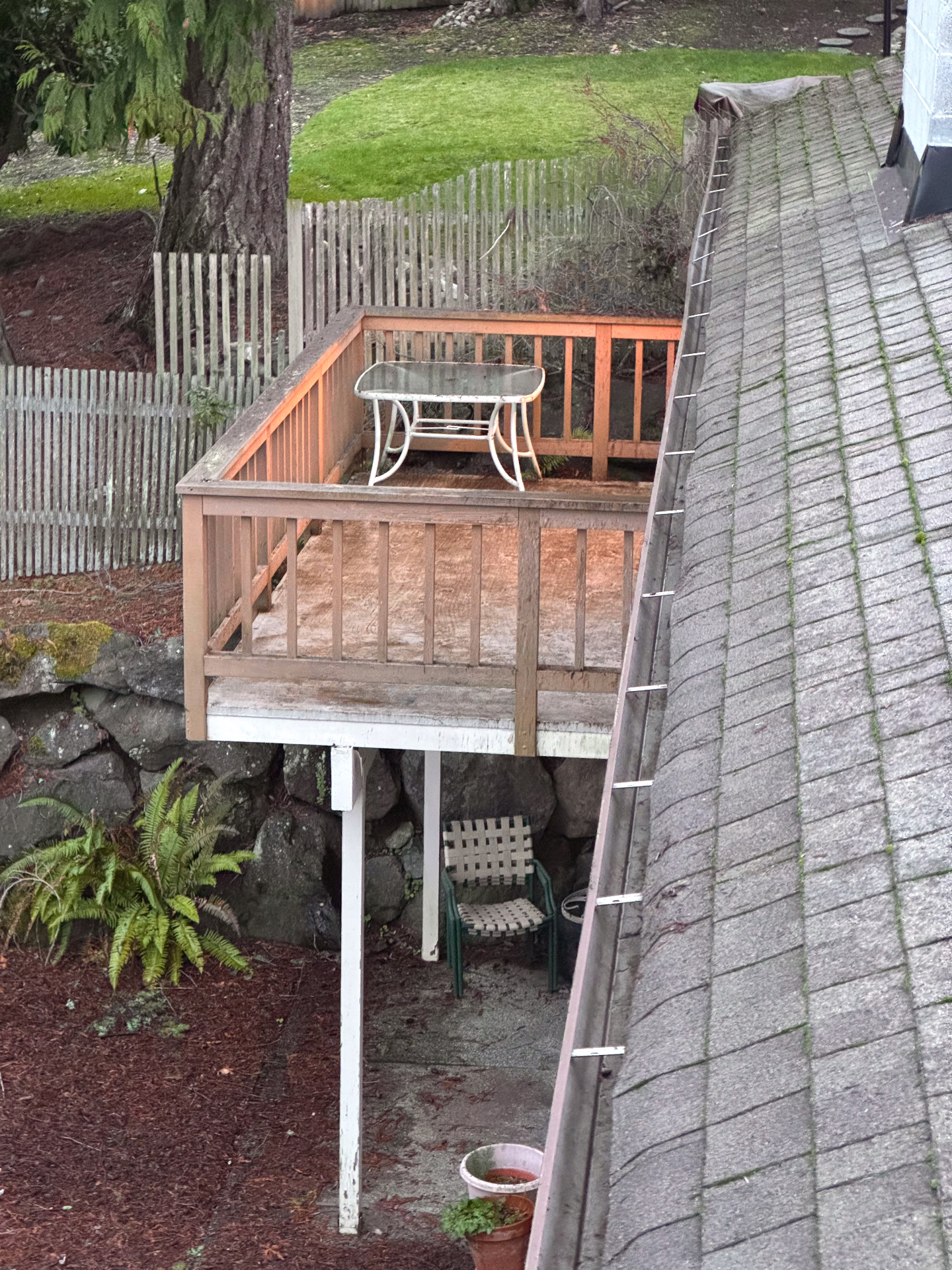 Clean gutter after service